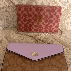 Clutch purse